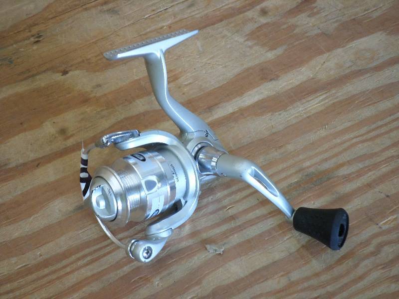 lot 86 image: Mitchell Avocet II Spinning Reel ...
