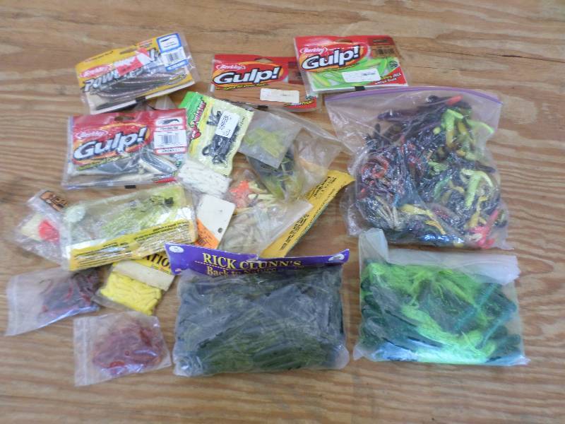 lot 146 image: Large Lot Of Assorted Plastic Baits...