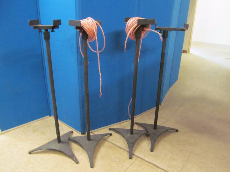 Speaker Stand