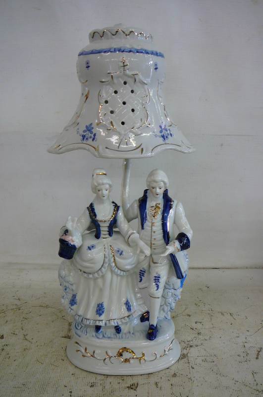 Ceramic Lamp 20 high