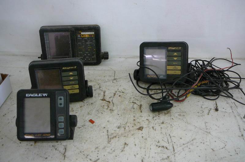 lot 5 image: Lot of 4 Depth Finder , 2 Eagle Magna II, 1-Hummingbird Ler 41p, 1- Eagle Fish Id 128
