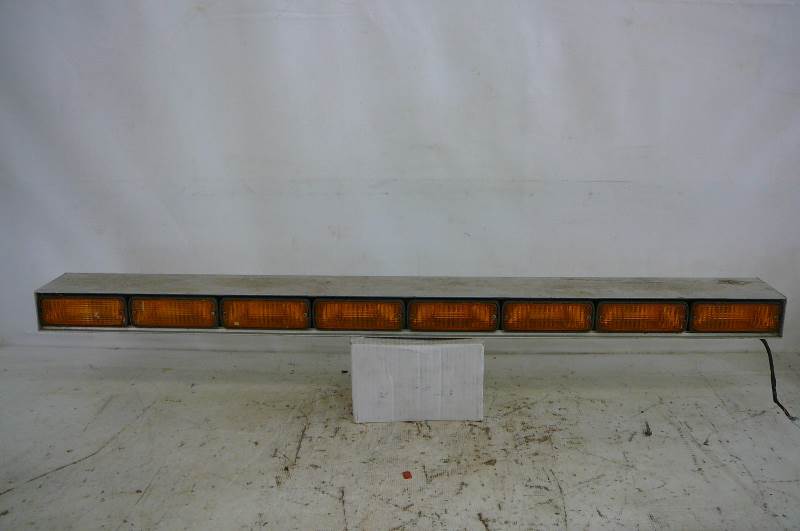lot 6 image: Light Bar (Auston electronics) 43 Long X 2 12 Height X 4 12 Deep