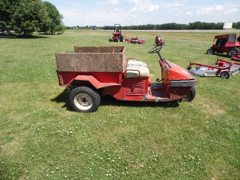 Toro Workmaster 3 Wheel Service Truck Tons Or Toro Lawn Equipment And