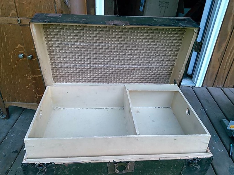 AWESOME RARE SIZE SMALL ANTIQUE STEAMER TRUNK-OUTSTANDING CONDITION
