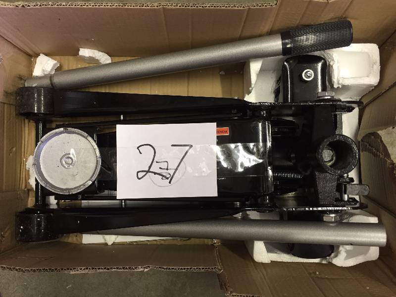 Husky 3 Ton Garage Jack