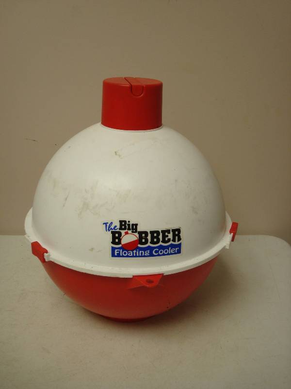 lot 8 image: The Big Bobber Floating Cooler
