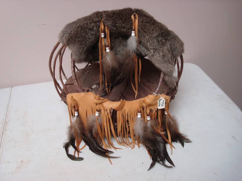 lot 12 image: Native American Paiute Basket