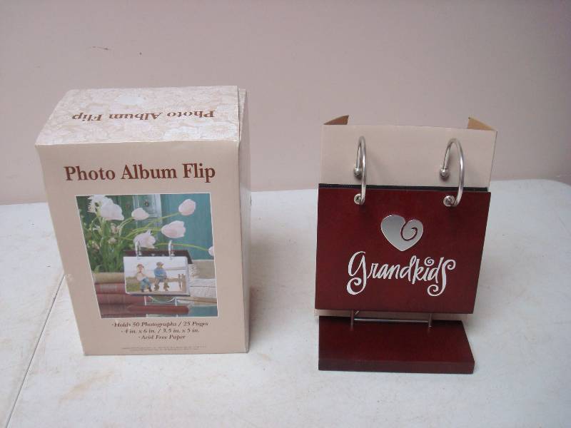 lot 49 image: Grandkids Photo Album