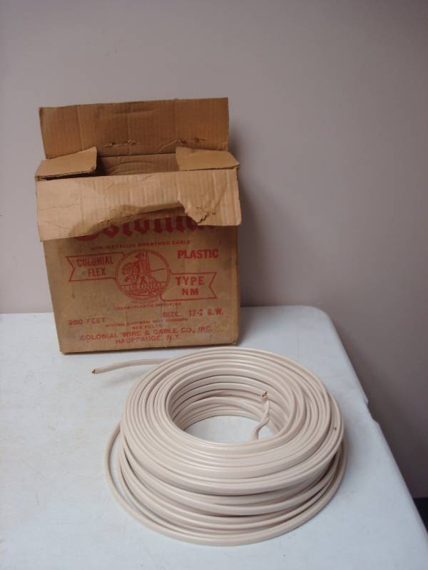 lot 61 image: Box Of Electrical Wire
