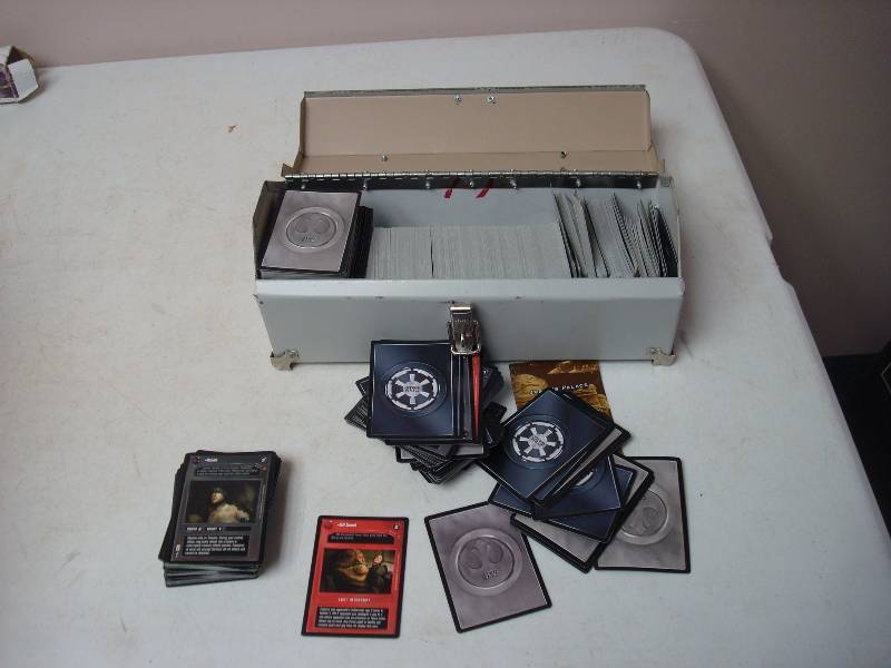 lot 69 image: Lot Of Star Wars Game Cards