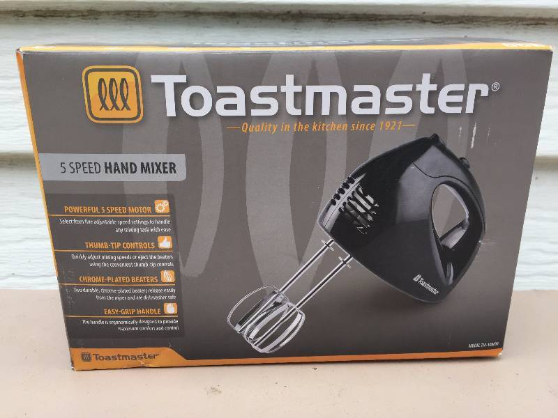 lot 4 image: Toastmaster 5 speed hand Mixer