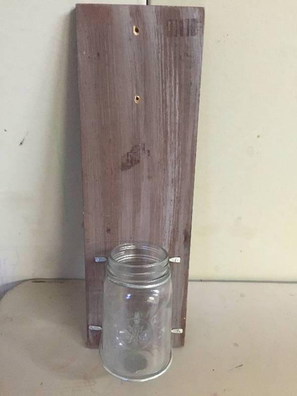 lot 37 image: Mason Jar rustic dcor