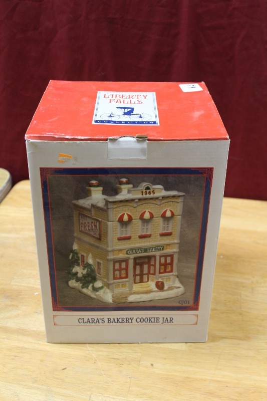 Claras Bakery Cookie Jar