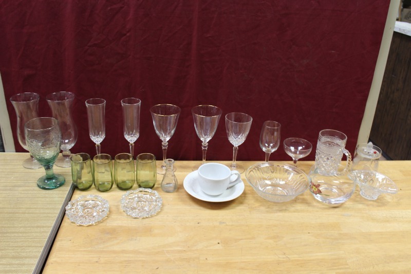 Large Lot of Glassware