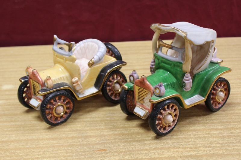 Porcelain Vintage Cars
