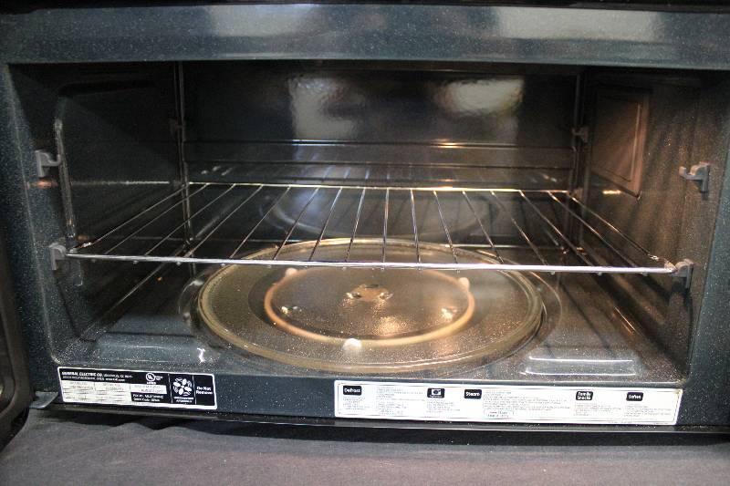 GE SPACEMAKER 1.9 OVER-THE-RANGE MICROWAVE OVEN