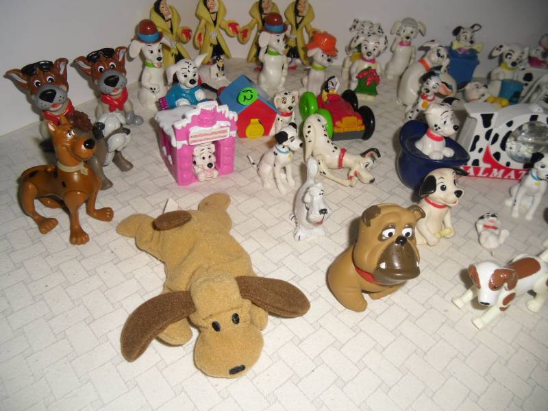 Collection of Disney101 Dalmatians Figures