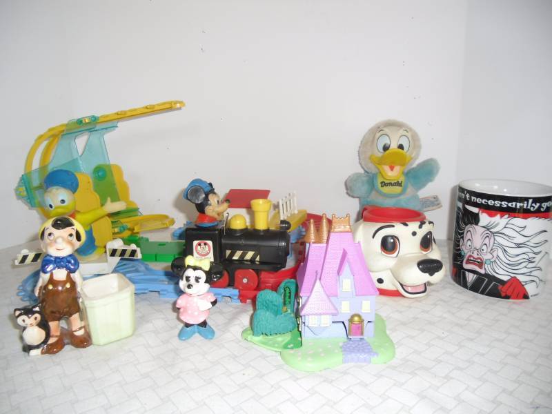 Vintage Disney Toys Mickey Mouse Train, 101 Dalmation mugs, Pinoccho Japan 