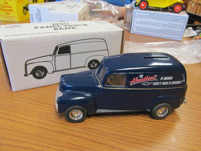 lot 11 image: 1950 Chevy Heartbeat Panel Delivery Van 124 Scale Diecast Bank