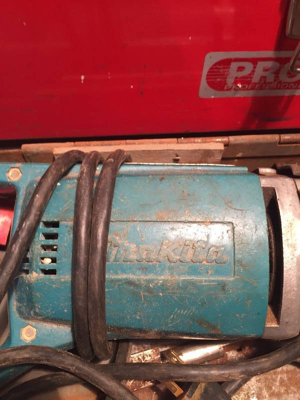 TOOL BOX AND SAWZALL