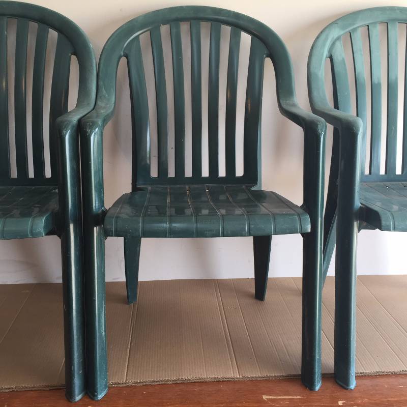 LAWN CHAIRS