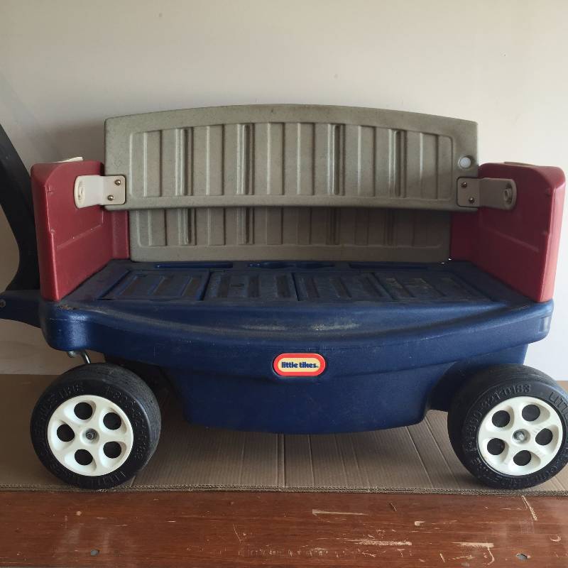 LITTLE TIKES WAGON