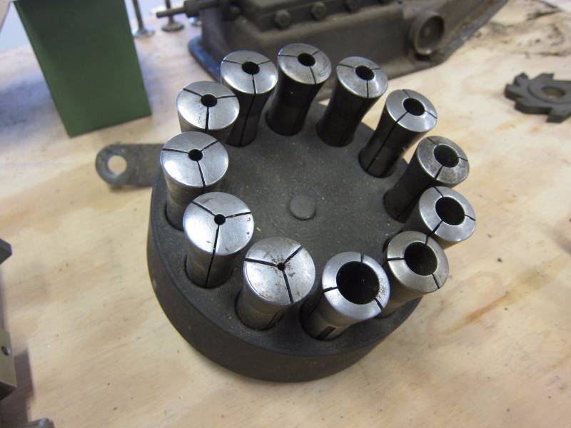 lot 18 image: Bridgeport Collet Set