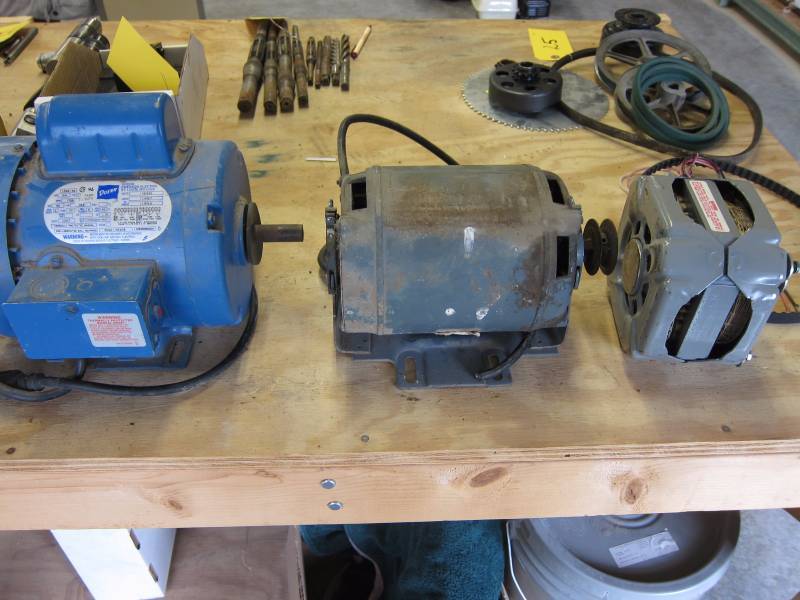 lot 26 image: Small Motors