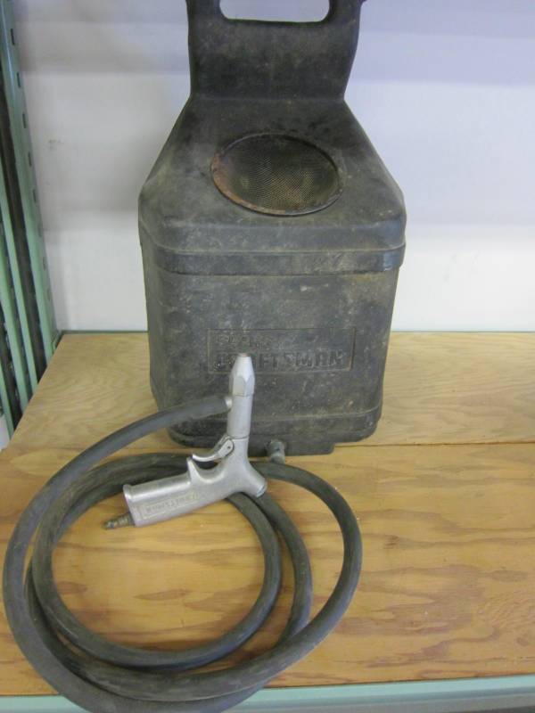 lot 31 image: Craftsman Sand Blaster