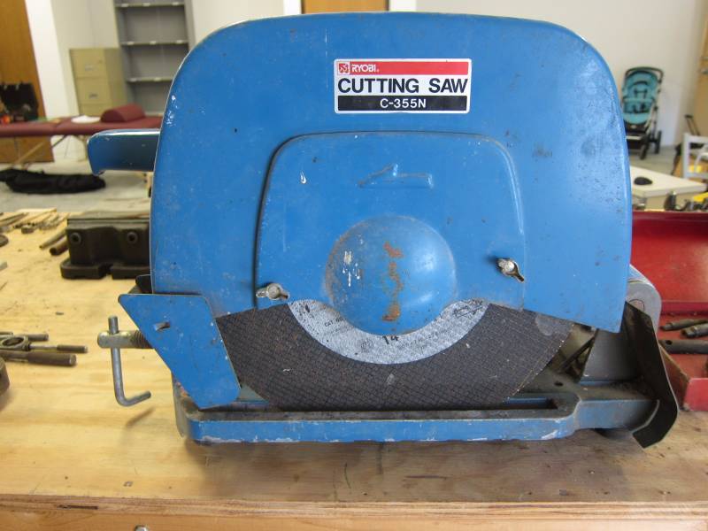 lot 32 image: Ryobi 14 Cutting Saw