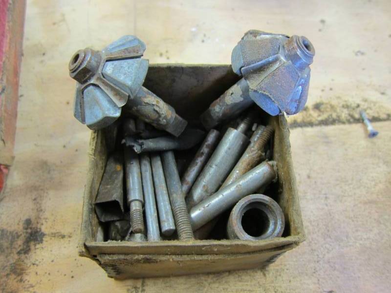 lot 36 image: Assorted Valve Seat Grinders