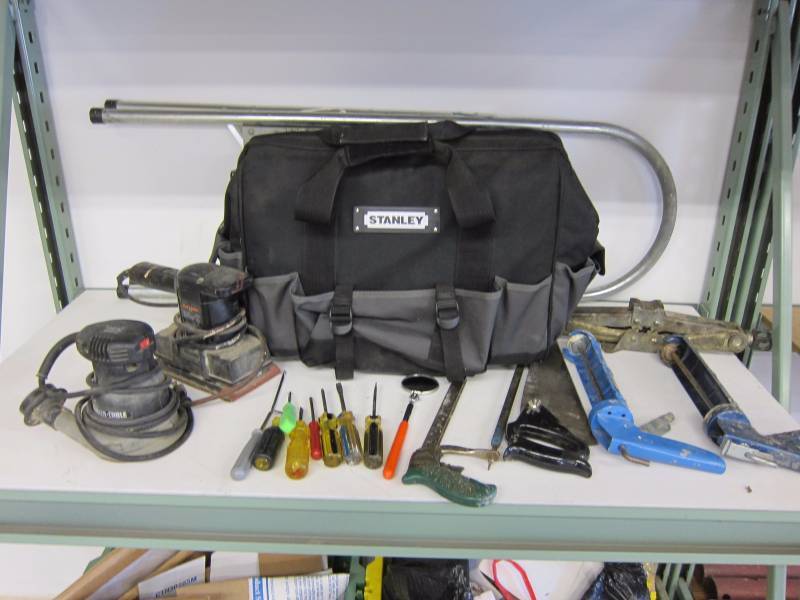 lot 50 image: Tool Grab Bag