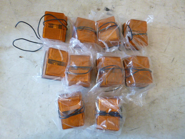 lot 30 image: 10 Amber Running Lights