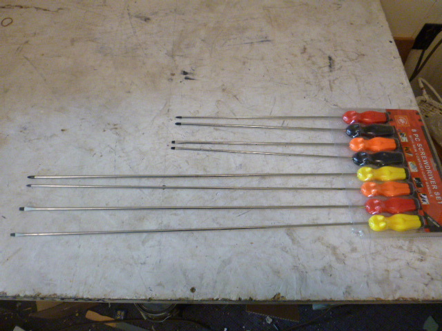 lot 40 image: PTC 8 Piece Screwdriver Set