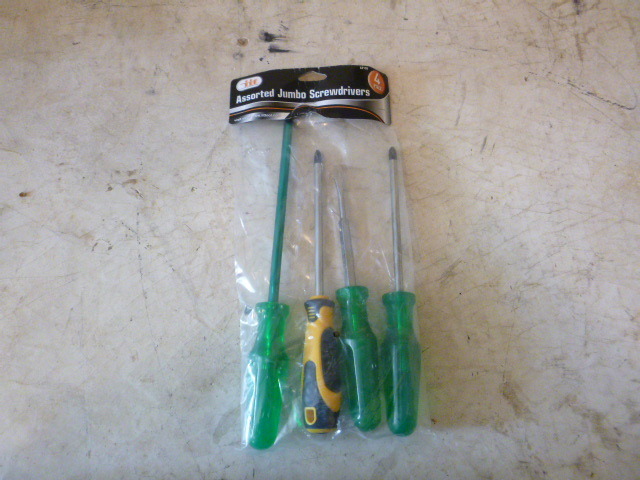 lot 41 image: iit Assorted Jumbo Screwdriver Set