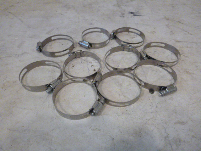 lot 75 image: 10 Hose Clamps