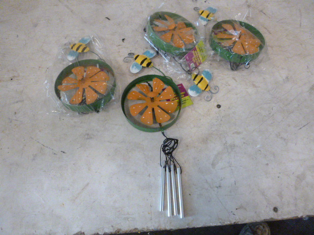 lot 114 image: 4 JML Metal Wind Chimes