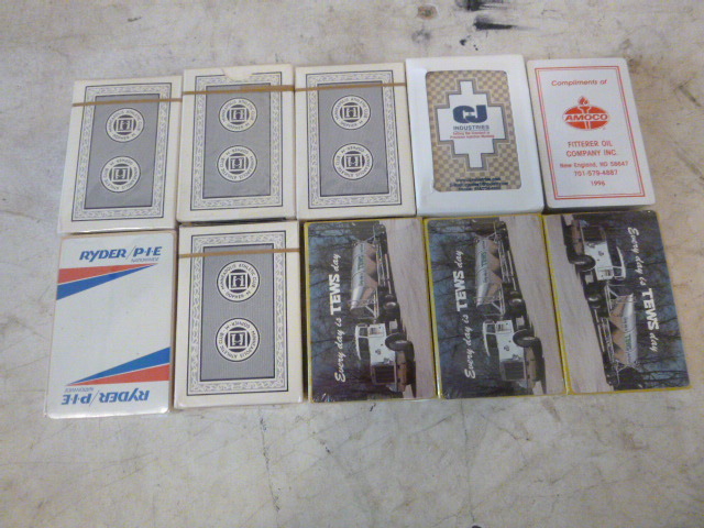 lot 124 image: 10 Decks of Cards