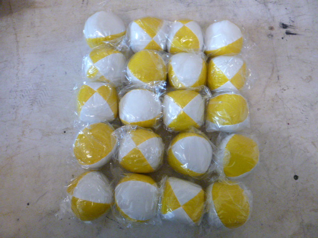 lot 132 image: 20 Bean Bag Balls