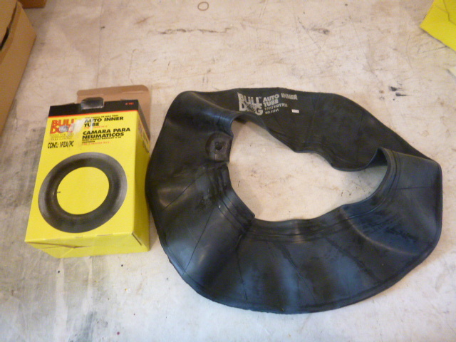lot 194 image: Bull Dog Auto Inner Tube