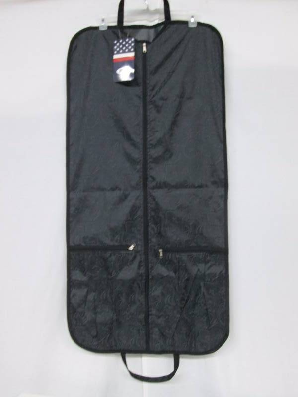 lot 81 image: American Flyer Argyle Garment Cover