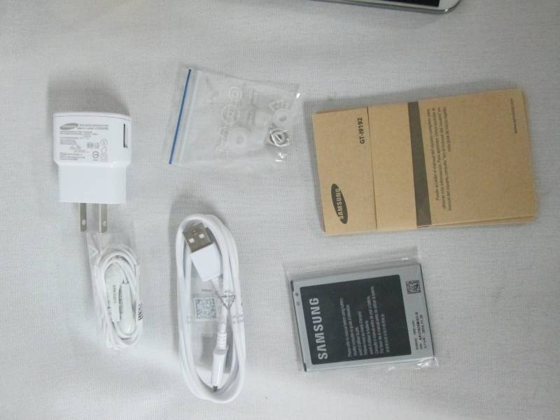 lot 13 image: Samsung Galaxy S4 Mini Dual Sim Smartphone