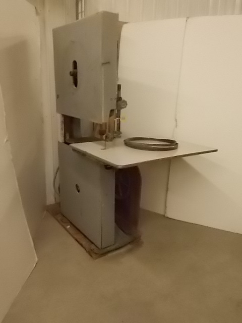 lot 216 image: 32 Bandsaw, 5 hp, 230vac, 1 ph, Wo...