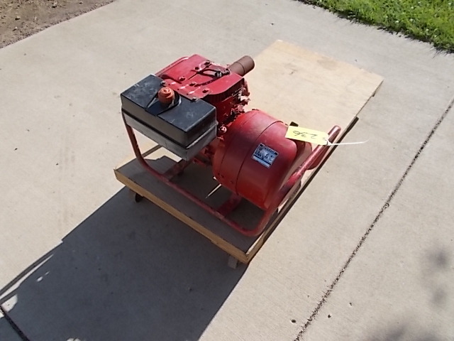 lot 236 image: 4000 Watt Generator, 120240 vac, 1...
