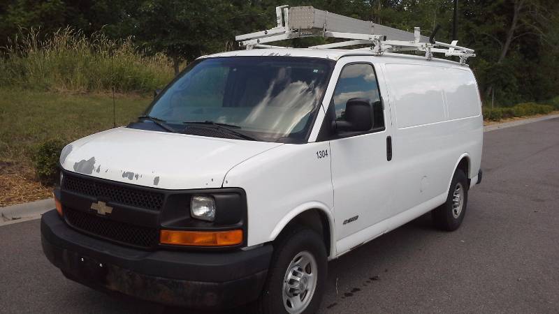2006 Chevy Express Van