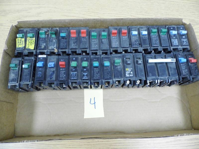 lot 4 image: Assorted Circuit Breakers