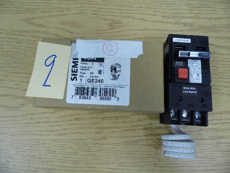 lot 9 image: New Siemens Circuit Breaker