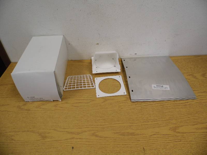 lot 20 image: Lot of 8 New Dryer Vents