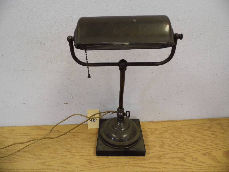 lot 46 image: Vintage Metal Lamp