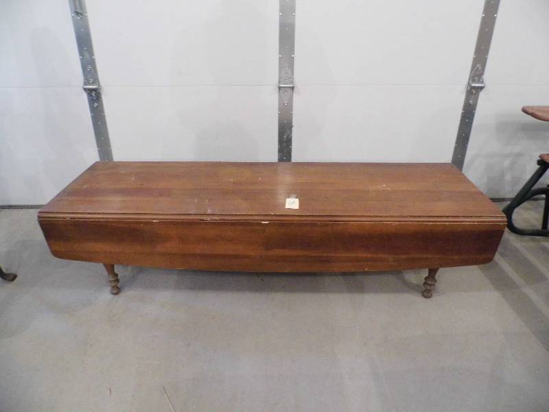 lot 50 image: Drop Leaf Coffee Table